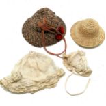 2 dolls straw hats, 1 a/f , T/W 2 bonnets