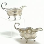 1904 (d & e) silver pair of sauce boats by Mappin & Webb Ltd - 262g & 15.5cm long