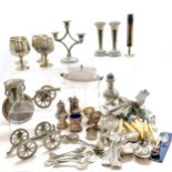 Qty of mostly silver plated loose cutlery inc salad servers, spoons etc t/w qty of silver plated