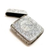 Victorian silver hand chased vesta case with 1889 date to front - 4.5cm tall & 15g total weight ~