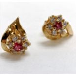 9ct marked gold red & white stone set earrings with gilt metal backings - total weight 1.7g