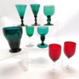2 Regency green wine glasses, 4 other drinking glasses T/W 2 red and clear glass wine glasses