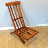 Folding steamer chair 91cm high