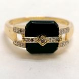 14ct hallmarked gold onyx & diamond set ring - size X & 4.5g total weight