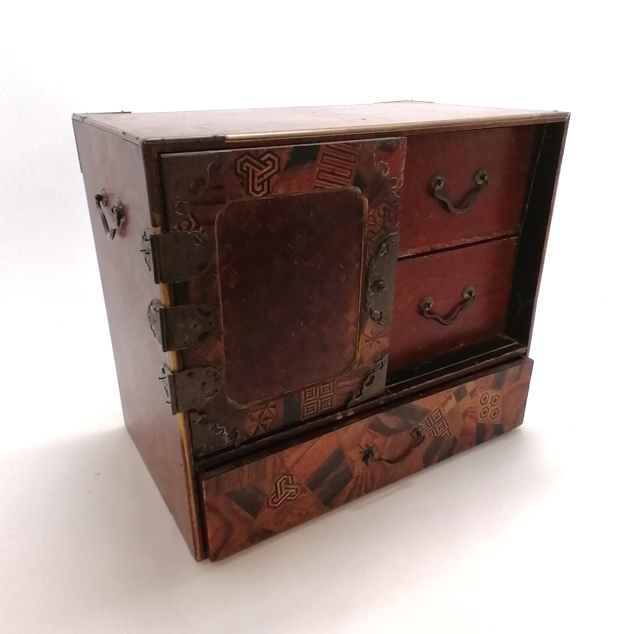 Oriental / Japanese table cabinet with parquetry doors & drawer front - 36cm x 22cm x 32cm high - Image 3 of 3