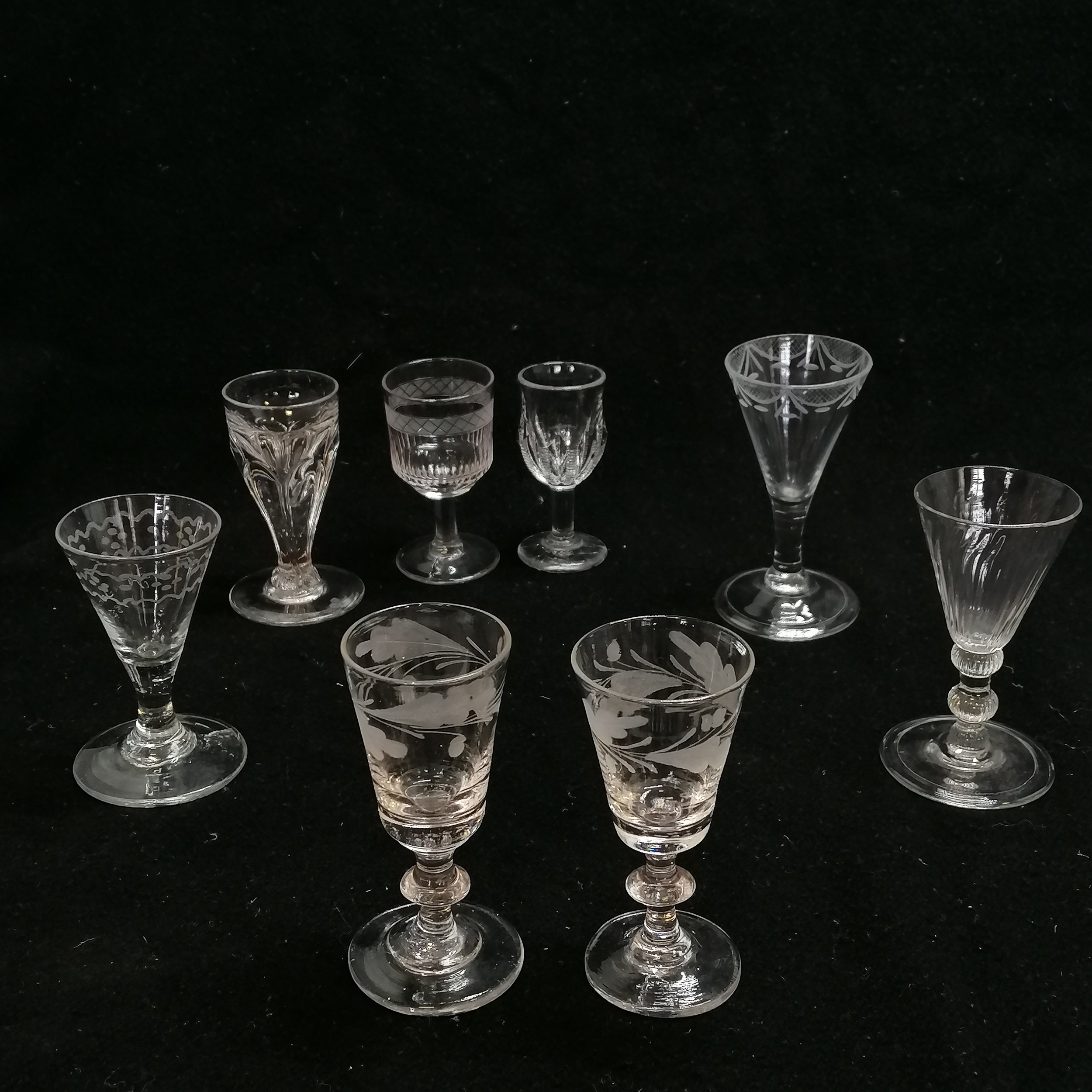 8 antique glasses inc pair of 10cm high liqueur glasses, 2 with folded foot rim T/W a toastmaster's - Image 6 of 7