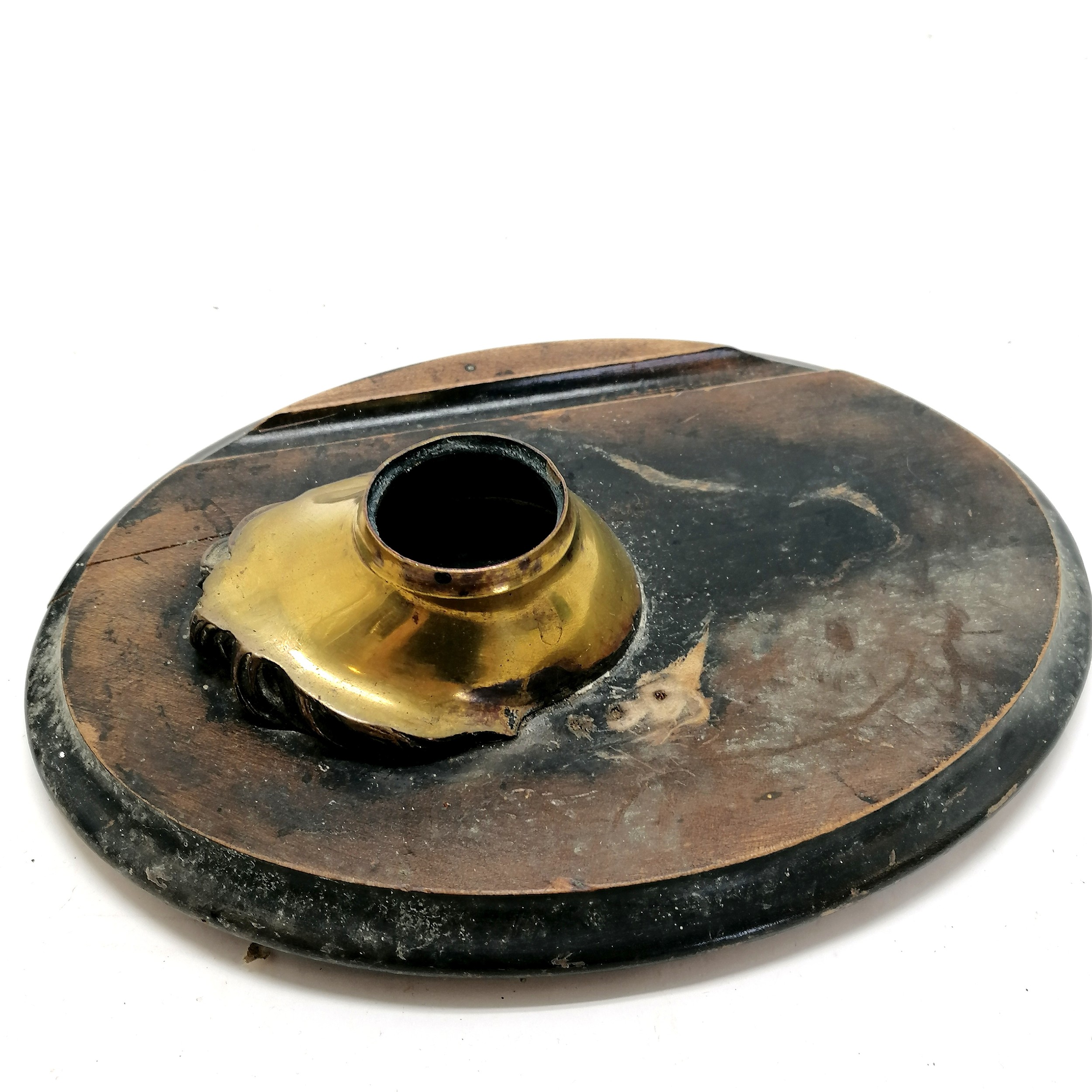 Cold painted bronze horse head inkwell on a wooden base, 26cm long, screws missing from the hinge so - Image 4 of 9