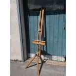 Winsor & Newton artists beech easel