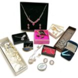 Qty of costume jewellery in boxes inc black diamond pendant on chain, copper brooch / earrings etc