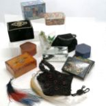 Qty of oddments inc yew wood box with inlaid top, 2 x feather hair decorations, bag made from