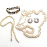 Silver & amber bracelet, pair of silver hoop earrings (total weight 34g) t/w 2 pearl necklaces - 1