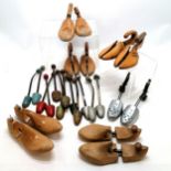 Qty of wood & metal vintage shoe trees and stretchers inc Formwell adjustable by DNS