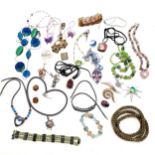 Qty of costume jewellery inc Venetian glass, millefiori decorated owl pendant on chain, turtle