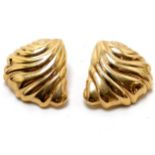 Pair of Christian Dior gold tone shell shaped clip-on earrings (#2733491)