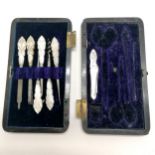 Antique part etui set with mother of pearl handles in an ebony case (a/f) - 16cm x 9cm