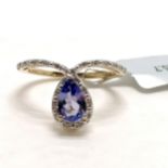 9ct hallmarked gold tanzanite & white stone ring - size N½ & 2.7g total weight - in unworn condition