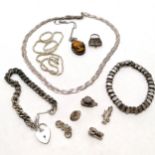 Qty of silver marked jewellery inc charm type bracelet with heart padlock + loose charms, hand