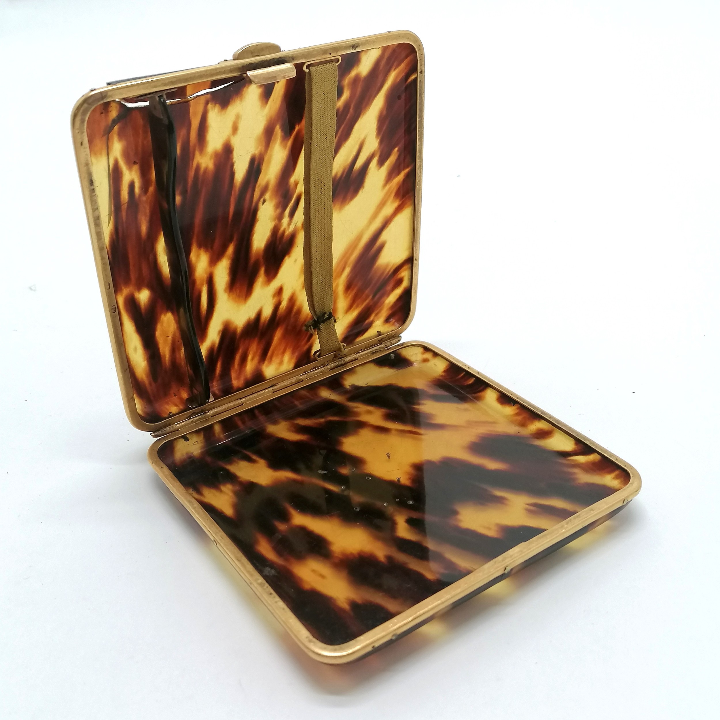 Antique 18ct marked gold mock tortoiseshell cigarette case (a/f to reverse with losses) with diamond