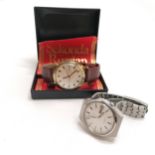 Gents Seiko 5 day / date automatic stainless steel wristwatch (32mm case) t/w Sekonda gents