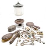 Silver embossed dressing table set (a/f) t/w cut glass hinge lidded biscuit box (14cm diameter) &