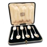 Cased set of sterling silver 6 x coffee spoons - 9cm & 46g & in good used condition