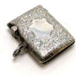 Antique sterling silver vesta with hand chased leaf decoration - 4cm & 22g total weight & in good