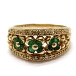 9ct hallmarked gold emerald & diamond set ring - size U½ & 6.8g total weight (inc 0.2ct of diamonds)