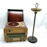 Vintage continental combination record player / radio - 31cm high x 29cm deep x 38cm wide t/w