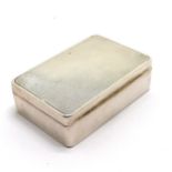 Sampson Mordan & Co silver vesta box with engine turned top and strike design to base and retailed