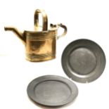 2 x antique pewter plates (both with London touchmarks) - 22.5cm diameter t/w brass 4 pint hot water