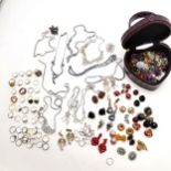 Qty of costume jewellery inc clip-on earrings, rhinestone necklaces, costume rings & heart shaped