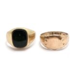 2 x 9ct hallmarked gold signet rings - onyx size J & rose gold size J½ ~ total weight 4.6g