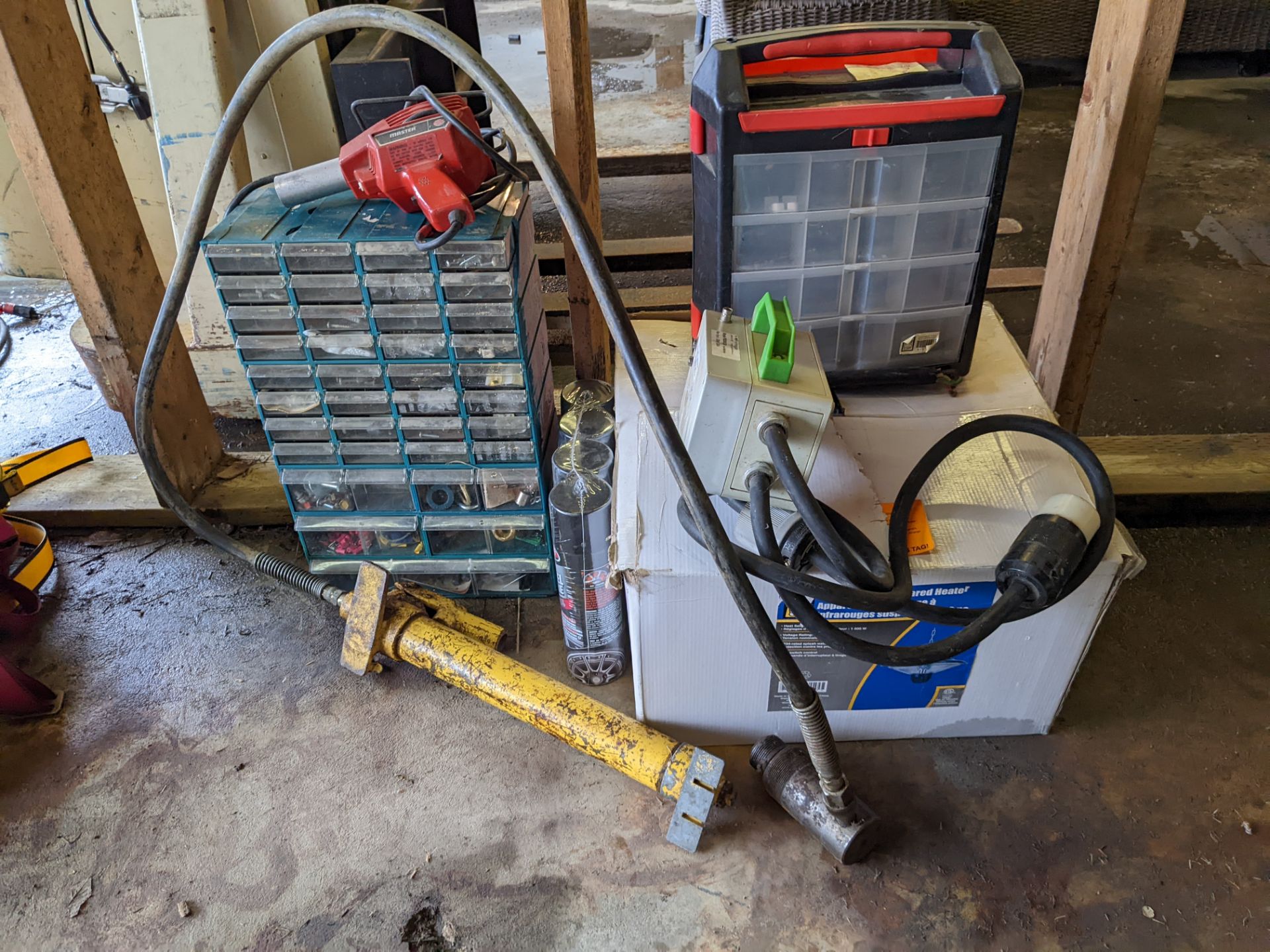 2 Bolt Bins Infrared Heater, Heat Gun and Hydraulic PortaPower