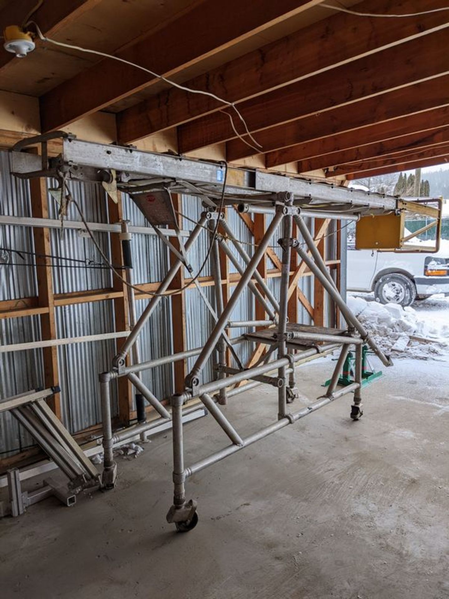 Telescope Aluminum Scaffolding - Image 2 of 2