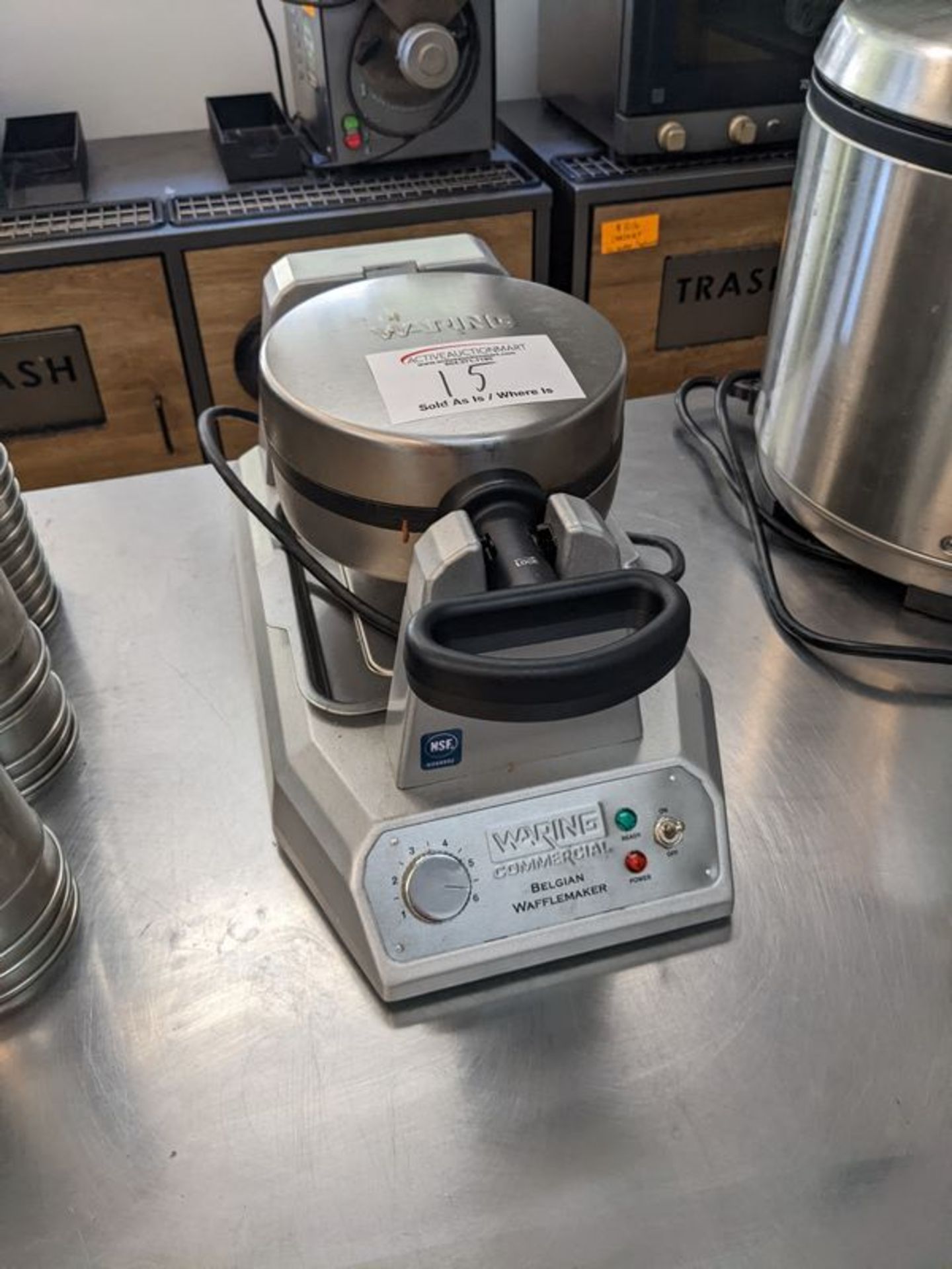 Waring Waffle Maker - New in 2019