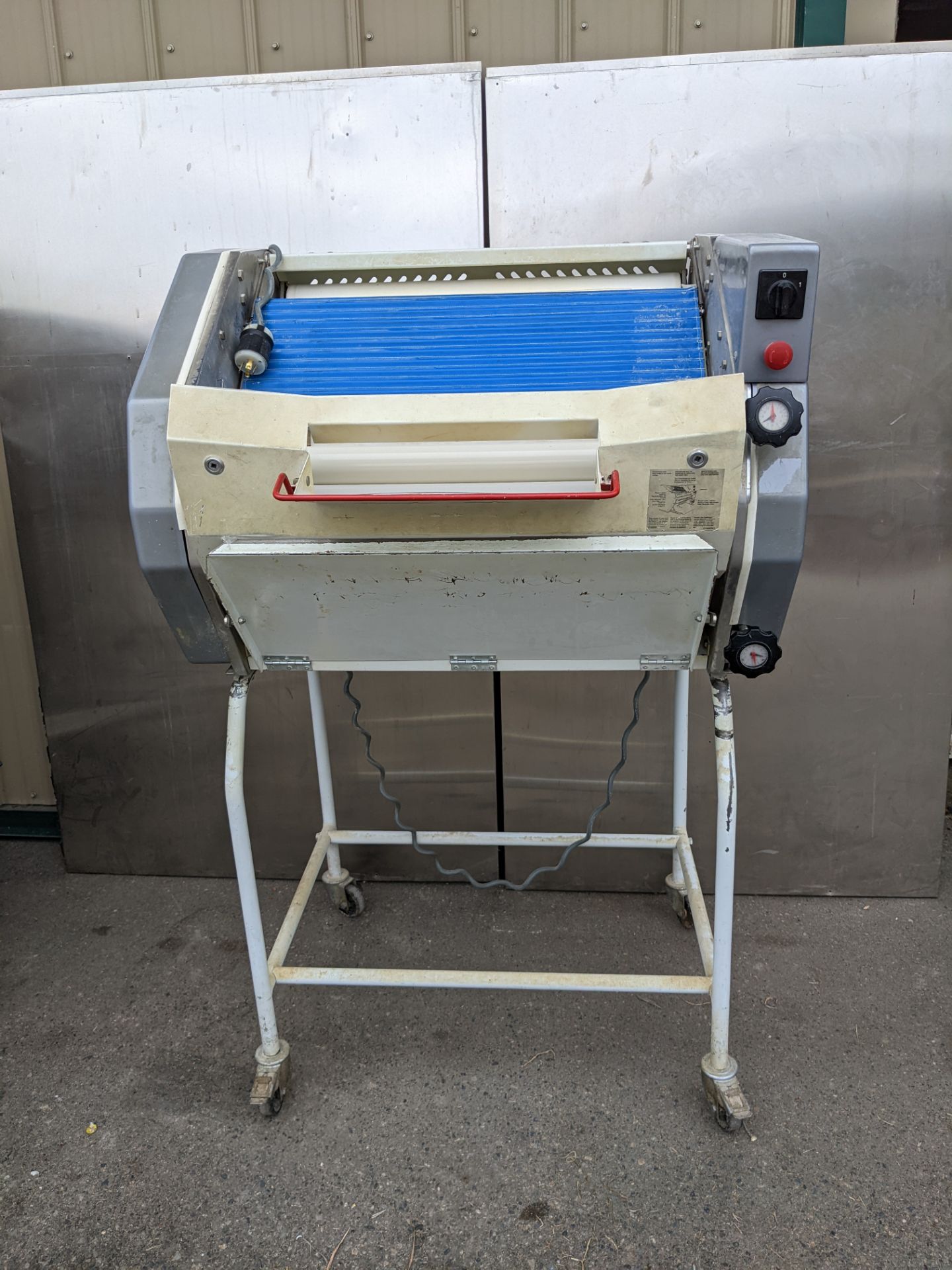 Esmach Long Loaf Moulder