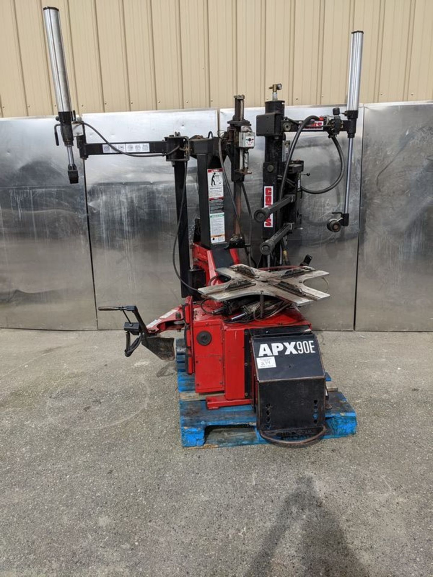 Coats APX90E Tire Change Machine