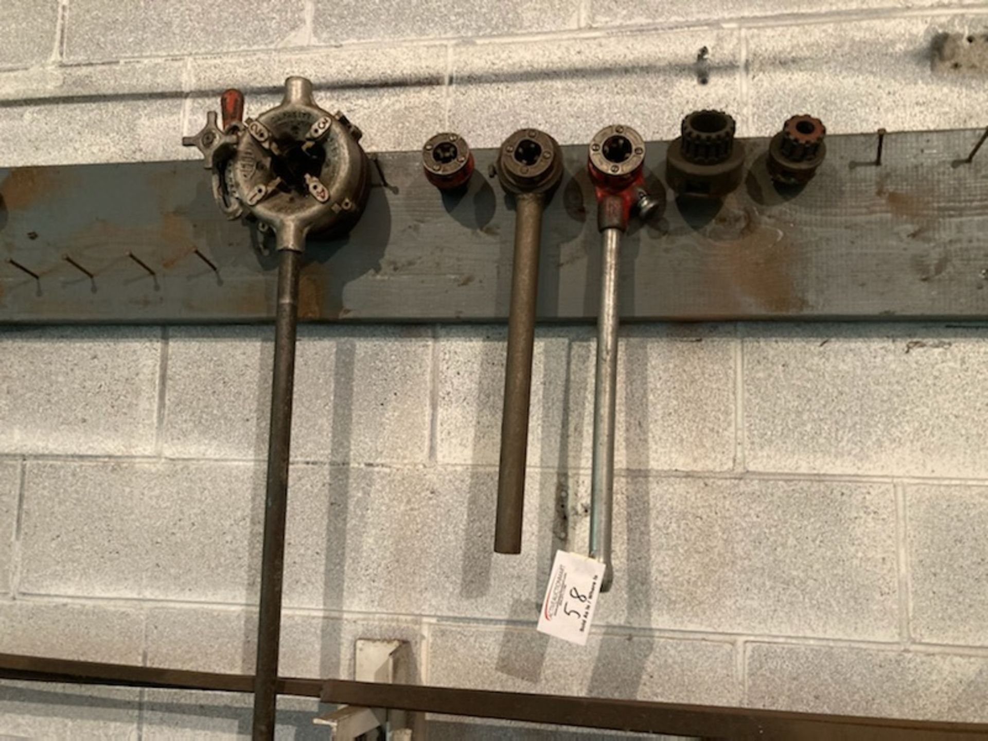 3 Pipe Threaders with Additional Threader Heads