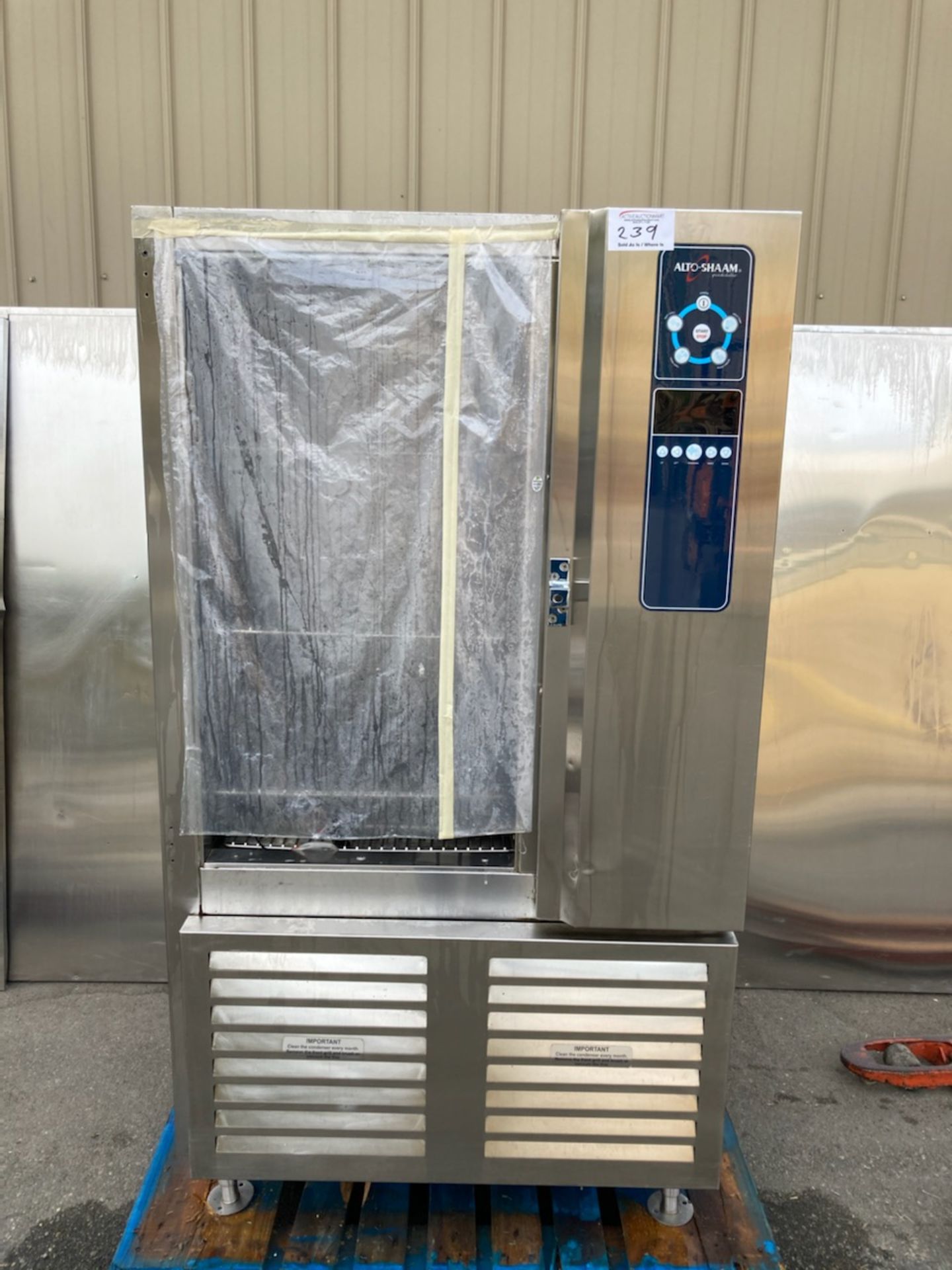 Alto Sham Blast Chiller, Model # - Note Door was damaged in shipping, no door with lot