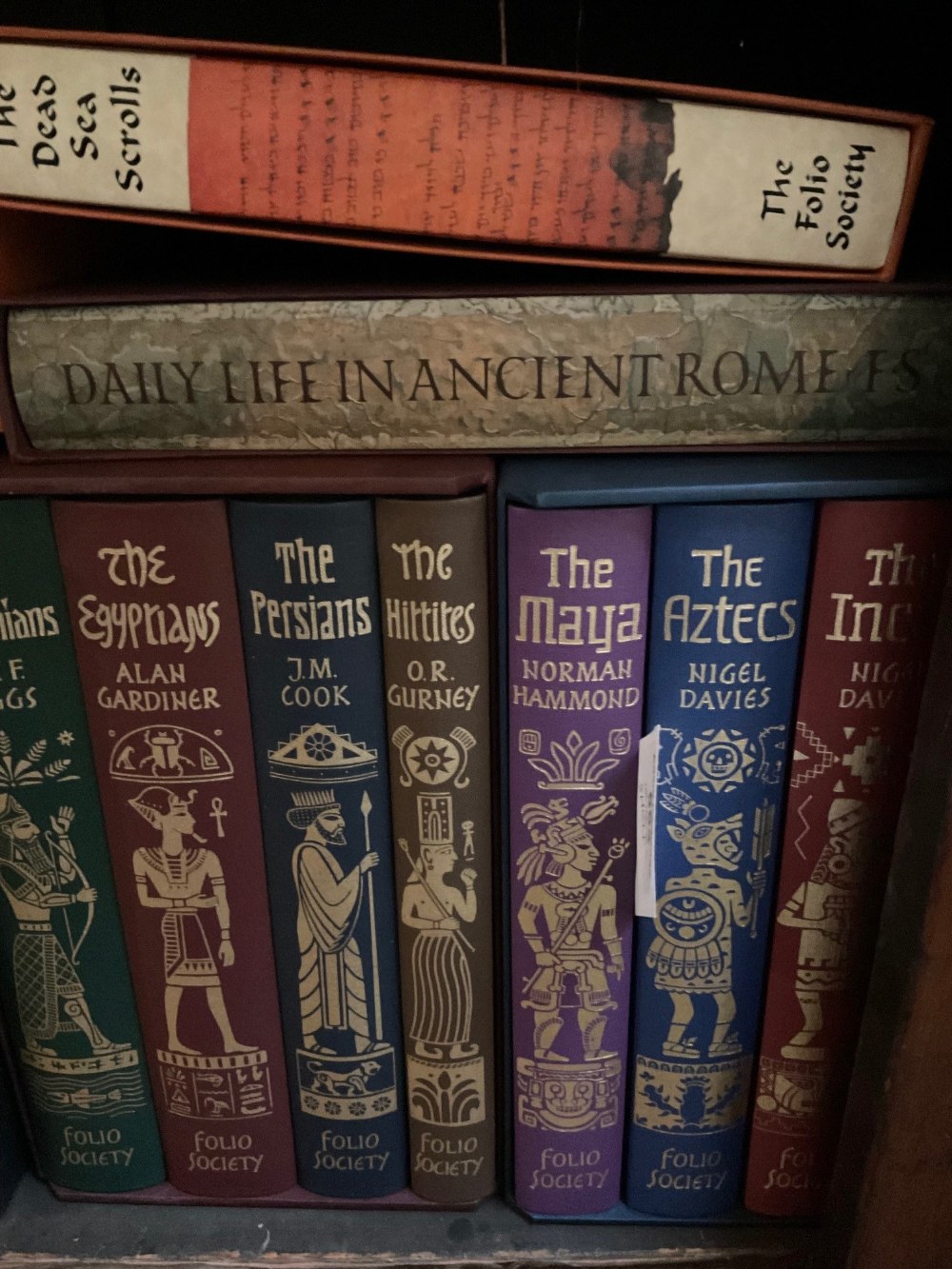 FOLIO SOCIETY; a small group of volumes. - Image 2 of 6
