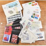 SWITZERLAND; a collection of UMM stamps, mostly in original 1980s Swiss PTT packets, approx. 350