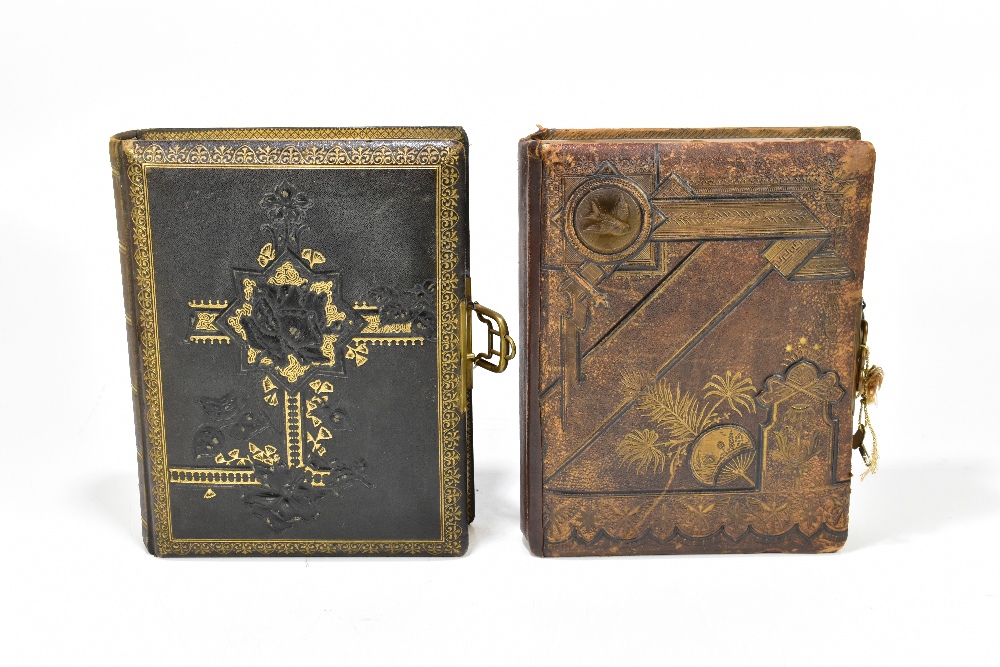 Two Victorian musical photograph albums, each album is empty and contains no photographs (2). - Bild 2 aus 6