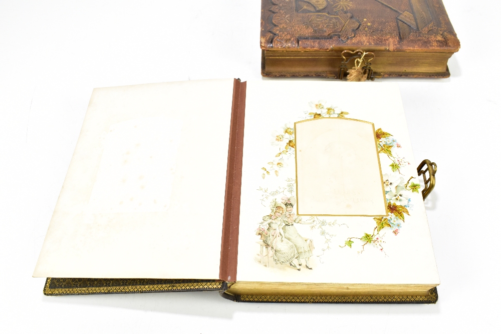 Two Victorian musical photograph albums, each album is empty and contains no photographs (2). - Bild 4 aus 6