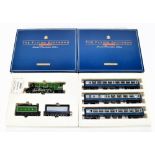 HORNBY; two limited presentation edition sets, comprising Flying Scotsman Class A3 4-6-2 Locomotive,