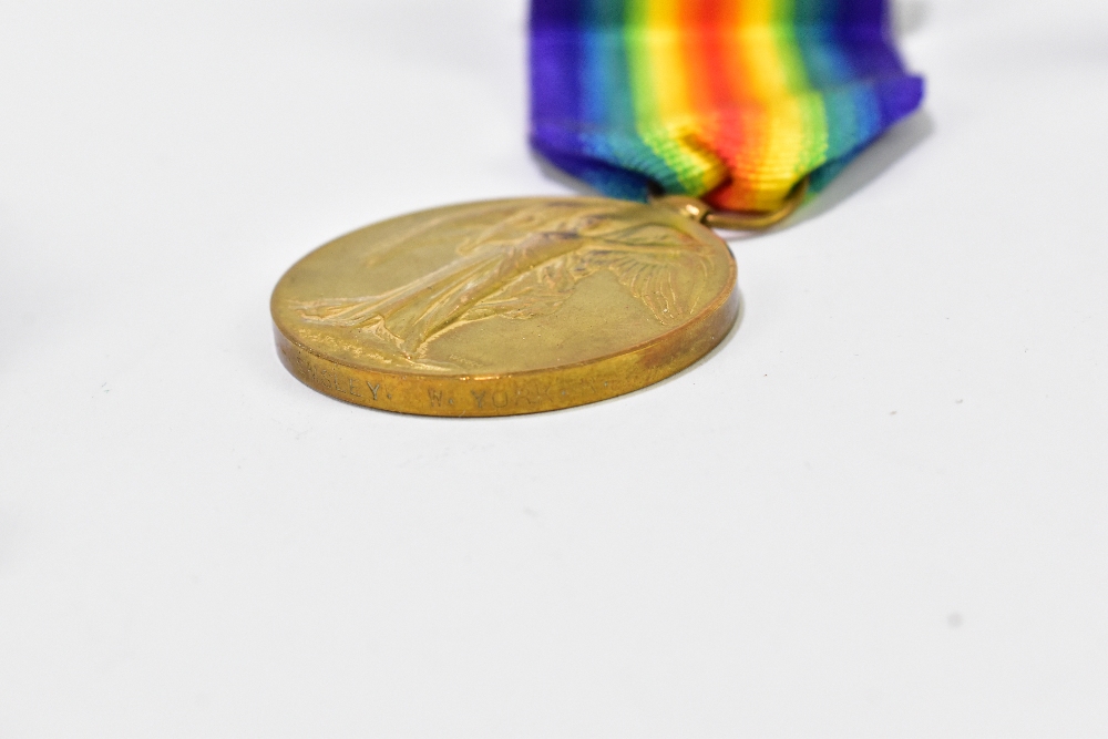 A WWI medal group awarded to 19677 Pte G.H. Emsley, West Yorkshire Regiment, comprising 1914-1915 - Bild 6 aus 8