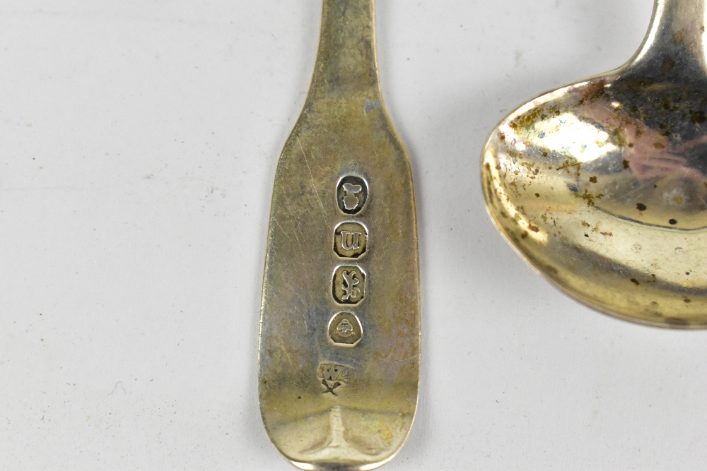 A small collection of hallmarked silver condiment spoons of various sizes, approx. 3.34ozt/104g. - Bild 6 aus 6