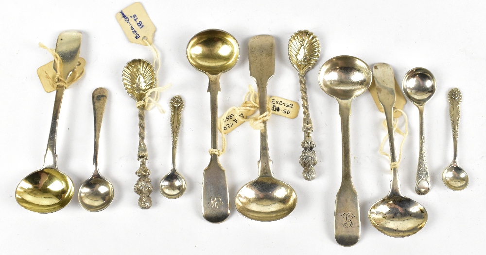 A small collection of hallmarked silver condiment spoons of various sizes, approx. 3.34ozt/104g.