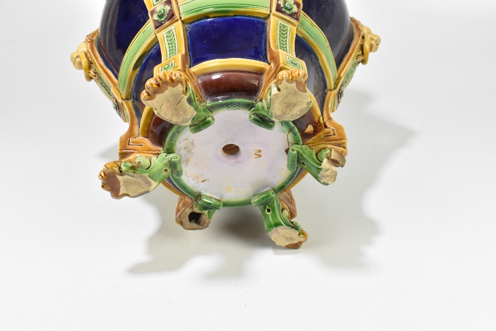 MINTON; a 19th century majolica jardinière moulded with six vertical straps, each with lion mask - Bild 6 aus 6