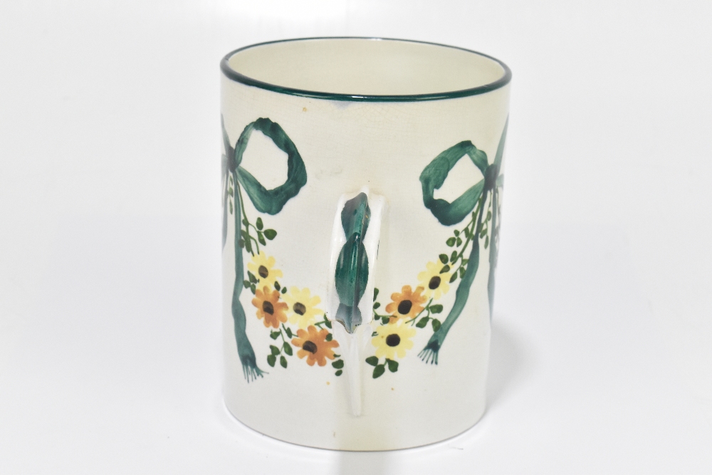WEMYSS WARE; an oversized mug painted with swags and foliage, impressed marks and initialled R.H & - Bild 5 aus 6