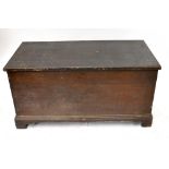 A stained pine blanket box, width 125cm, depth 61cm, height 62cm.Additional InformationMajor wear,